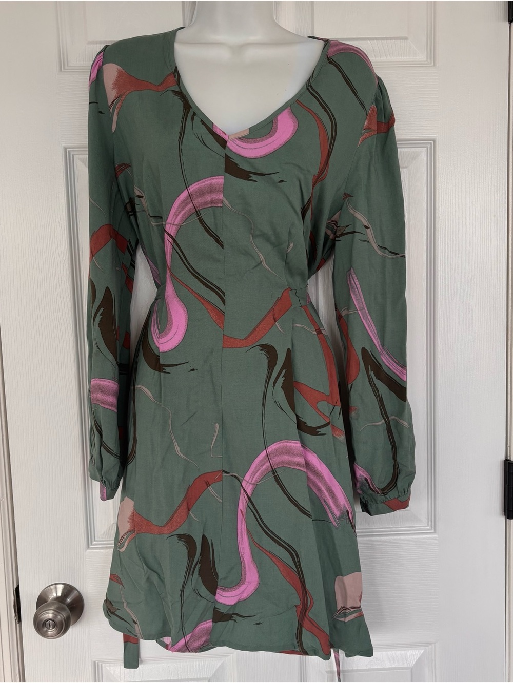 Nine West Sage Green Long-Sleeve V-Neck Dress with Pink & Brown Abstract Print
